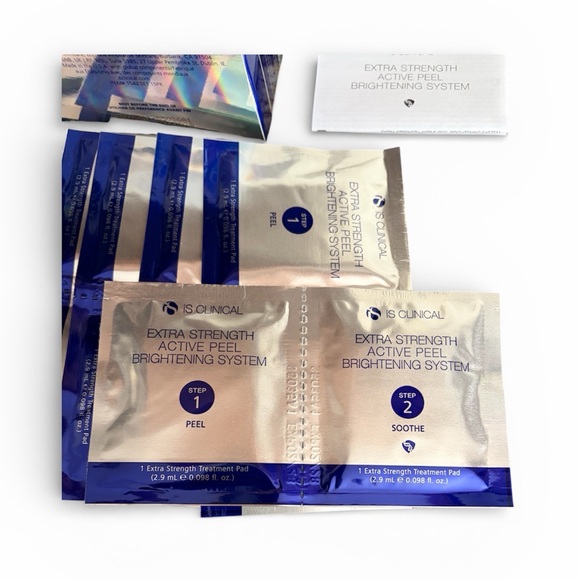 iS CLINICAL Extra Strength Active Peel Brightening System - Picture 11 of 14